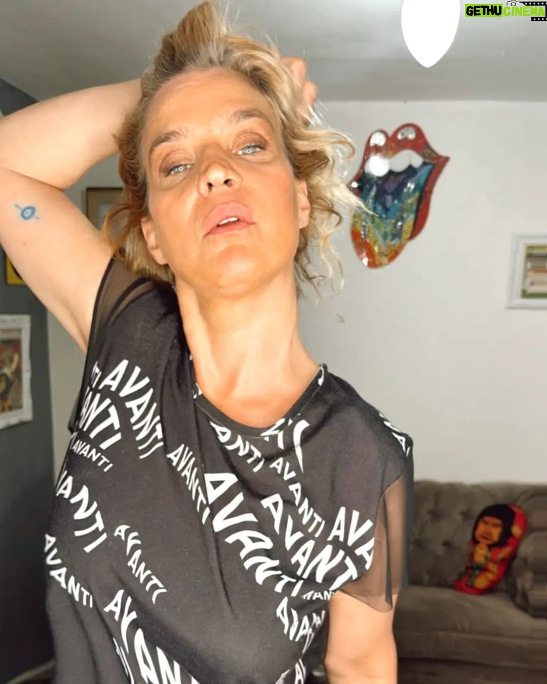 Leticia Brédice - 3.5K Likes - Navidad!!
Feliz
Gracias Gracias Gracias