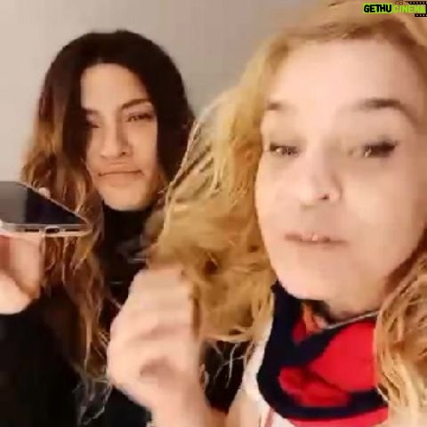 Leticia Brédice - 1.3K Likes - miratela
gracias