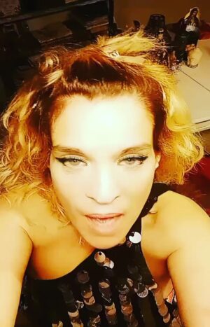Leticia Brédice Instagram - @lalilalig 

Así.. mi amor 

@nicogarciahume 
@barbara_lombardo 
@agosfabrizio 

Vos , vos ...

Feliz día 
  Te love