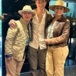 Leticia Calderón Instagram - Adivinen qué película fuimos a ver?…. 😜😁