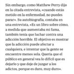 Leticia Dolera Instagram - Mathew Perry habló públicamente del infierno y dolor de su adicción. Una persona adicta no lo es por elección, está enferma y está sufriendo. Si tenéis algún amigo o amiga adicta cerca, ojalá no les juzguéis y les hagáis saber que estáis ahí para acompañarles en la medida de lo posible en su escalada para salir del pozo. Uno del que no es nada fácil salir. 💔 Las risas que nos hizo vivir Mather Perry en Friends a la gente de mi generación son eternas. ❤️