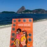 Letrux Instagram - “Funk Delas” - A história contada pelas mulheres, da maravilhosa e amada @mi.chele.miranda ❤️ Amando! Sábado agora, no Museu de Arte do Rio, 14h, vai rolar o lançamento desse livro importante. Vai ter bate papo com a MC Cacau (que ainda vai cantar umas pérolas), bora? #livroaomar