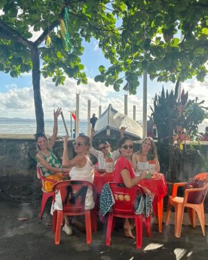 Letrux Instagram - agradeço, salvador. 
por tudo no talo: axé, amor, piriri e emoções 🖤
até a próxima 🥲✨
