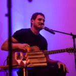 Letrux Instagram - obrigadíssima a todo mundo que foi ontem ver o Alfabeto Sonoro no @cpfsesc. que noite bonita. esse show muito me emociona e dia 30 de maio estaremos na Bahia, em Salvador, na @casarosasalvador ❤️ garanta seu ingresso e até lá. gracias mil @danielaalvares pela produção e @katja_taeubert por essas fotos ⚡️