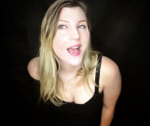 Leva Bates Instagram - Hey hey there!