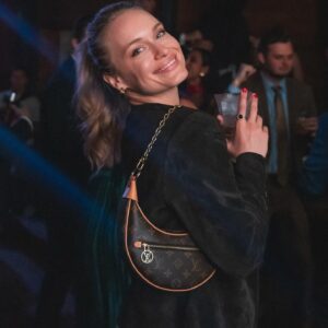 Leven Rambin Instagram - 🕺 🕺