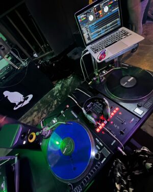 Lex Scott Davis Instagram - My DJ journey started back in 2016. Collecting tips from close DJ friends of mine and putting together stuff I found on YouTube. Bought my first controller off Craigslist in 2017. Played a few parties, and then never touched my equipment again. UNTIL, a little voice in my head told me to get back to the hobbies that sparked joy. With a lot of encouragement from @itsmomcrae , I secretly enrolled myself into @scratchdjacademy to gain true knowledge of the art-form. These are snippets of my set we each had to prepare for a small audience, as completion of the course. I’m so proud of the work done in this room and the girls I shared the space with. I’ve always been a music-head, but I’m forever a student. As @londnlo said “I was voluntarily stretched”. And I hope that inspires anyone reading this that it’s never too late to become a student of new things. 🙏🏽

Also, I haven’t come up with a DJ name yet, what yaw think it should be? 
#MuscleMommy #LSDj #FemaleDJ