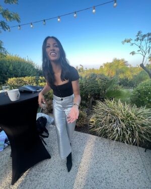 Lex Scott Davis Instagram - Not at the #Renaissance concert, but I had fun with these pants.