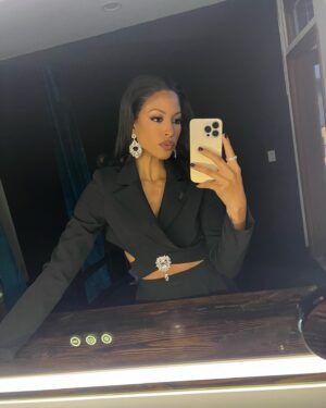 Lex Scott Davis Instagram - @AAFCA Awards with “My Boohoo” @michellemitchenor 😂🫶🏽 | @ninjaaaaaa on the beat 💄
