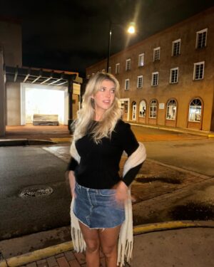 Lexi DiBenedetto Instagram - Santa Fe nights 🤍