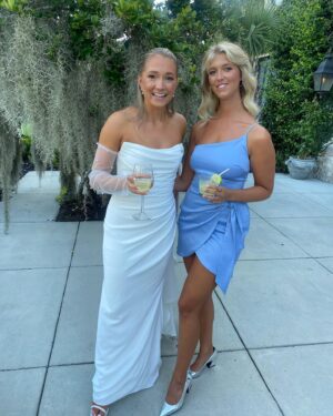 Lexi DiBenedetto Instagram - Ending the summer with a perfect wedding. 

Dress / @lulus 
Shoes / @vincecamuto 
Lip gloss / @tower28beauty 
Foundation / @rmsbeauty 
Blush   contour kit / @merit 
Concealer / @kosas 
Eyeshadow   mascara / @iliabeauty
