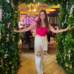 Lexia Hayden Instagram – Thank you @sugarfactorytimesquare @thesugarfactory for hosting me & my friends! The food was delicious and those drinks were so magical. The dessert was unreal. We all had a blast!