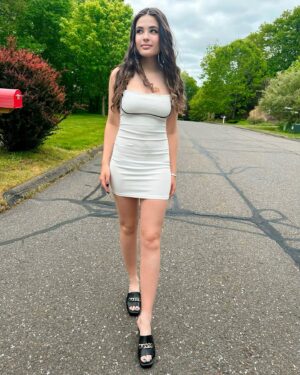 Lexia Hayden Instagram - Stay Trendy, Shop SHEIN MUSERA by searching K2WMW 
#SHEINtrendy #SHEINforAll #loveshein #ad 
@shein_us @shein_official 
MUSERA Contrast Trim Strappy Mini Dress
ID: 29898531