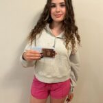 Lexia Hayden Instagram - Lightweight, thin, fits everywhere.. phone charger. Thank you @aquavault #aquavault #chargecard #portablecharger