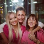 Leyla Bilginel Instagram - Bir can vardır candan öte! Sarar sarmalar yürekten! Alır götürür ruhunu çok çok uzaklara! Ve sessizce fısıldar kulakına! Sen kimsin! 🥰🙏❤️