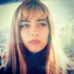 Leyla Bilginel Instagram - Günaydın güzel canlar! Bende uydum bu akıma 😁 işte otuz sene önceki on sekizlik ben ve bu gün şöyle dönüp bakınca “nasıl akıp geçti o güzelim yıllar! 🥰🙏 Heyecanla yorumlarınızı bekliyorum. Yıllar ne çok şeyi değiştiriyor DEĞİL mi? 😁😁😁😁😁 veeeee gördüğünüz gibi burnum burun ve dudaklarım hep aynı hep aynı!