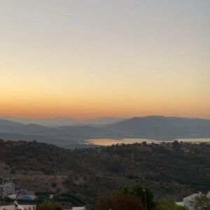 Leyla Bilginel Instagram - Üç gün niyet ettim oruç tutacağım! Ve lokma almadan sahur yapmadan duayla niyet ediyorum! Rabbim kabul eylesin dualarımızı!