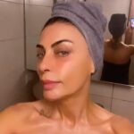 Leyla Bilginel Instagram – SEN SUS CİLDİN KONUŞSUN! 😁

Ben bu işi çözdüm güzel canlar! Kanıtlı delilli hemde tüm 
detaylarıyla ortada olan bir gerçek bu! 

DOĞAL GIDALARLA SAĞLIKLI GENÇ DİRİ VE GÜZEL OLMANIN TÜM GERÇEĞİ BENİM! ÇOK İDDİALIYIM ÇOOOK! ÇÜNKÜ HER ŞEY ORTADA! 
YÜZ MASKEM MUCİZELER YARATIYOR YILLARDIR! 
İÇTİĞİMİZ MUHTEŞEM SİRKE ÜRÜNLERİMLE SAĞLIKLI OLMAYI VE YENİ ÜRÜNÜM GOJİ BERRY VÜCUT MASKEMLE OLAY TAMAMLANDI! 

HİÇ BİR ESTETİK OLMADAN! HİÇ BİR YENİ DÖNEM ALETLERE O BİR ÇOK BİR ŞEY VARYA (adlarınıbilmiyorum🙈) GEREK KALMADAN CİLT BAKIMLARI YAPTIRMADAN…. Kiiii! EN ÖNEMLİSİ SIFIR KİMYASAL OLMADAN 50 YAŞINDA SPOR YAPMAYAN BİR İKİNCİ KİŞİ DAHA VARSA BUYURSUN! 🙃😉 

BENCE BANA NOBEL ÖDÜLÜ VERİLMELİ Kİ EMİNİM YAKINDA DÜNYA BENİ KONUŞACAK! 😋