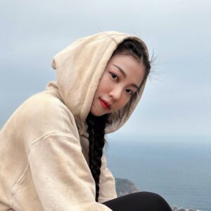 Li Sum Ling Instagram - .
🐲🐉 🇭🇰💦
新年行大運