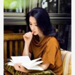 Li Bingbing Instagram – 📒📒📒✏️📝📝📝 Spending my afternoon with books#readingtime📖 #reading #book