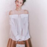 Li Bingbing Instagram – Minimal but unlimited. 
@maisonvalentino @wmagchina 
#UnboxingValentino