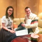 Li Bingbing Instagram – @saschamoeri I am so happy to see you again. It’s my pleasure to spend time and chat with you! Keep warm in Switzerland.🤗🤗🧣🧣💖💖 #Friendship