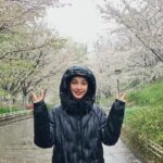 Li Bingbing Instagram – 🌸❄️🌸 Snow in April, welcome to Beijing. #Beijing #Snow #Sakura