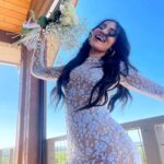 Liana Ramirez Instagram – april (bridal) showers in Texas💍

thank you @fiftyflowers for spoiling us with flowers at my ATX bridal shower! My girls loved the bouquet bar and creating their own arrangements to take home! 

wearing: @nadinemerabi @nadinemerabibridal ✨🤍thank you for this beautiful dress!