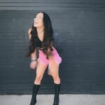 Liana Ramirez Instagram - cheesin’ cause life’s good🖤