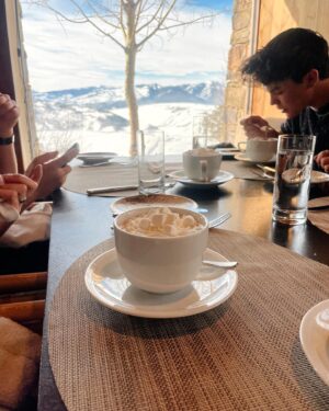 Liana Ramirez Instagram - finally posting about WY❄️
