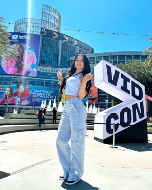 Liana Ramirez Instagram - another birthday and 1st Vid Con! thank you for all the birthday wishes. feeling super loved today☺️ (swipe for a surprise)