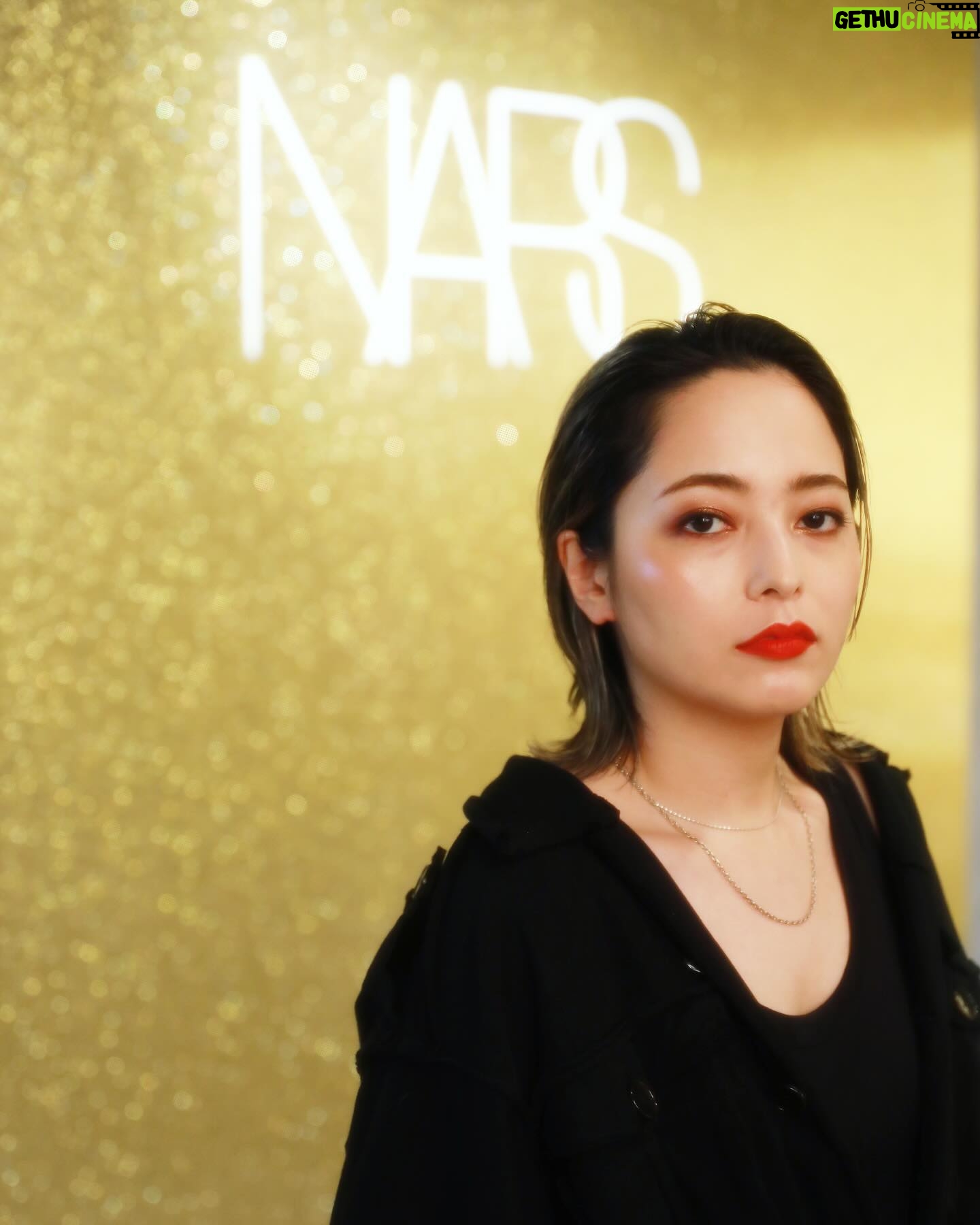 Licaxxx - 2.3K Likes - DJ for @narscosmeticsjapan #sparktheparty
使いやすさ抜群なシャドウパレット、落ちないマットリップ、チークも良い艶。
📷 @wataru__fukaya
#PR