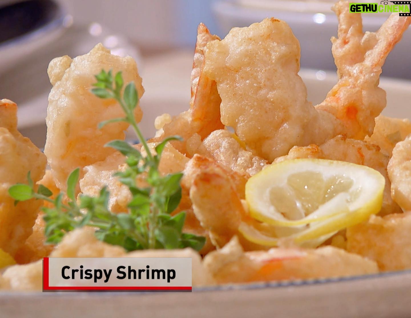 Lidia Bastianich Instagram - Everybody loves crispy fried shrimp - and they make the perfect pass-around treat for an early summer get together. Join me here in my kitchen as I prepare my version of this delicious appetizer with my granddaughter, Julia! Buon Gusto! Video and recipe link in my bio. #TuttiaTavolaaMangiare #LidiasRecipes #LidiasItaly #LidiasKitchen #LidiaBastianich #ItalianFood