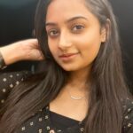 Likitha Murthy Instagram – Warm girl in a cold city….🖤