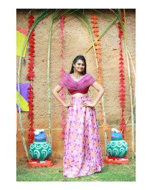 Likitha Murthy Instagram - Happy Bhogi….✨🌸

Outfit: @sassy_designs_ 
Designer and Stylist: @apoorva_reddy_yaramala 
Jewels: @star_caveonlinee 
Pc: @paulino_pictures