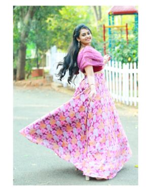 Likitha Murthy Instagram - Happy Bhogi….✨🌸

Outfit: @sassy_designs_ 
Designer and Stylist: @apoorva_reddy_yaramala 
Jewels: @star_caveonlinee 
Pc: @paulino_pictures