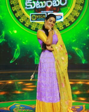 Likitha Murthy Instagram - Happy Ugadi 🌸✨🪔

Beautiful dress by: @abhinavacreations 
Stylist: @apoorva_reddy_yaramala (my fav❣️)