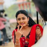 Likitha Murthy Instagram - Candid….🥰🥰 Pic1>> when you are hungry🥺 Pic2>> when ordering ur fav dish🤭 Pic3>> when u taste ur fav dish😋 Pic4>> when u done eating 😁 Pc: @shabeena_actress #rajeshwarivilascoffeeclub