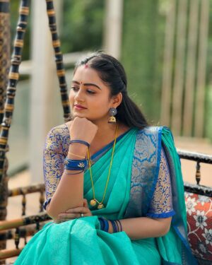 Likitha Murthy Instagram - …….🌸🌸
Yeahhh thanks for the pics @akarshbyramudi 😜