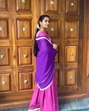 Likitha Murthy Instagram - 💜🩷
Outfit from @kalpitha_murthy ‘s closet😜😅 
#sistersthing 😅