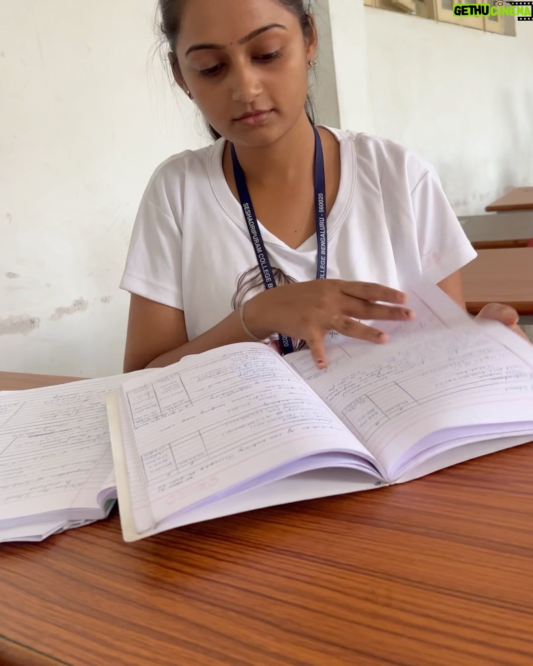 Likitha Murthy - 27.9K Likes - **MAJOR MISSING** >>>> Being a Student
Wish i could go back to those phase of life and live to the fullest all over again…..🥰🥰