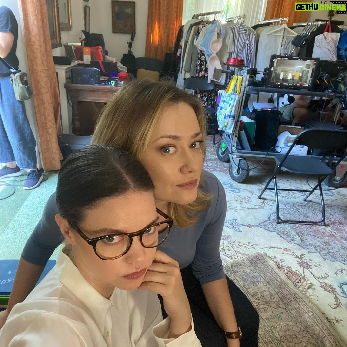 Lila Baklesi - 7K Likes - Το «ΣΩΣΕ ΜΕ» στο NETFLIX
Μεγάλη χαρά για αυτή τη δουλειά και τους συνεργάτες μπροστά και πίσω από τις κάμερες 🧡
Βασισμένο στο βιβλίο του @disimos1
Σκηνοθεσία: Πιέρρος Ανδρακάκος @pierrosandrakakos
Σενάριο: @disimos1 @pierrosandrakakos Βαγγέλης Νάσης
Διεύθυνση Φωτογραφίας: @vasilis_kasvikis
Casting: @sofiacasting1 @ready2cast
Ενδυματολόγοι: @evelyna_darzenta @annazotou
Σκηνογράφος: @doumasj
Βοηθός Σκηνοθέτη: @mple_kounoupidi
Β’ βοηθός σκηνοθέτη: @georgetsirogiannis
Script: @kwnina.v
Μακιγιάζ: @gioapal
Hair Stylist: @kaitiaravantinou
Ηχολήπτης: @fotiadis_location_sound
Sound Design: @md_recording_studios
Πρωτότυπη Μουσική: @stavrosmarkonis
Μοντάζ: @xrmarkakis
Showrunner: @ydonos
Executive producer: @iskasm