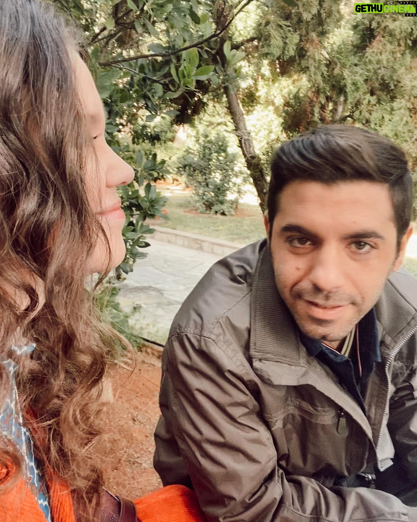 Lila Baklesi - 4.8K Likes - Μια μέρα στα Αχούρια🧡
«ΣΤΑ ΣΥΝΟΡΑ»
@stasynora
@starchanneltv
Κάθε Κυριακή στις 20:50
Dir. @thomopoulosvasilis
@cubertmclie
👗 @chrysa__varvag__
💄 @roy_botsakou
🪮 @annasiozou