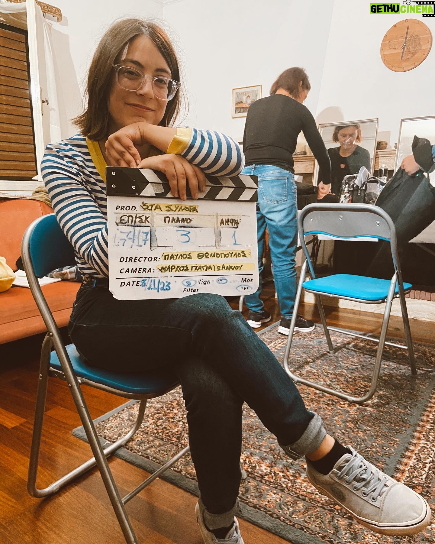 Lila Baklesi - 4.8K Likes - Μια μέρα στα Αχούρια🧡
«ΣΤΑ ΣΥΝΟΡΑ»
@stasynora
@starchanneltv
Κάθε Κυριακή στις 20:50
Dir. @thomopoulosvasilis
@cubertmclie
👗 @chrysa__varvag__
💄 @roy_botsakou
🪮 @annasiozou