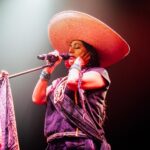 Lila Downs Instagram - Una noche irrepetible de Folclore Mexicano de la mano de Lila Downs en el Escenario GNP Seguros 🇲🇽 @liladowns 📸: @gusmalamigo