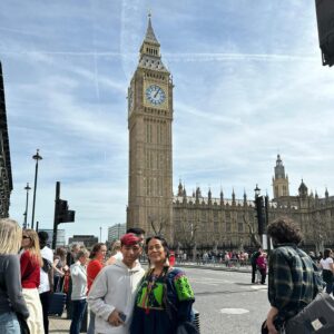 Lila Downs Instagram - Hello, LONDON! 🇬🇧🇬🇧 from Big Ben to Somerset house. 

#Cute #HelloKitty #London #londoneye
