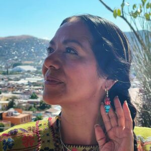 Lila Downs Instagram - Hoy en #Zacatecas, estarán los diseños de @sweet_limoncito1 de aretes, llaveros la playera edición especial de #LaSanchez! 

Búsquenlo para que se lleven su Merch y recuerditos!