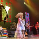 Lila Downs Instagram - 👁 Y cuando desperté me acordé que los tengo para siempre en mi corazón, mi gente bella 👁 ✨ ¡Y nos vamos al Sur con mis queridos amigos de Chilpancingo! ✨ 📌 Jueves 21 de marzo Recuerden que para su acceso al concierto deben donar un juguete nuevo 🧸 (que no requiera pilas), ya que estos serán destinados a beneficio de la niñez de la región montaña y sierra. 📸: @vicentesaza #LaSanchez #musicamexicana #regionalmexicano