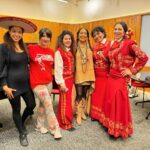 Lila Downs Instagram - Hace unos días @mariachilasadelitas se encargaron de abrir nuestro show en Londres en el @barbicancentre en el marco de @lalineafestival. Gracias a todas las personas que siguen la música! Gracias @comonouk por su apoyo y trabajo! #LilaDowns #concert #London #festival #musicamexicana