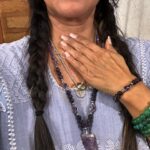 Lila Downs Instagram - Gracias Cuarzos mi fe Artesanal!🙏🏽 813-173-4746♥️Monterrey, Mexico 🇲🇽